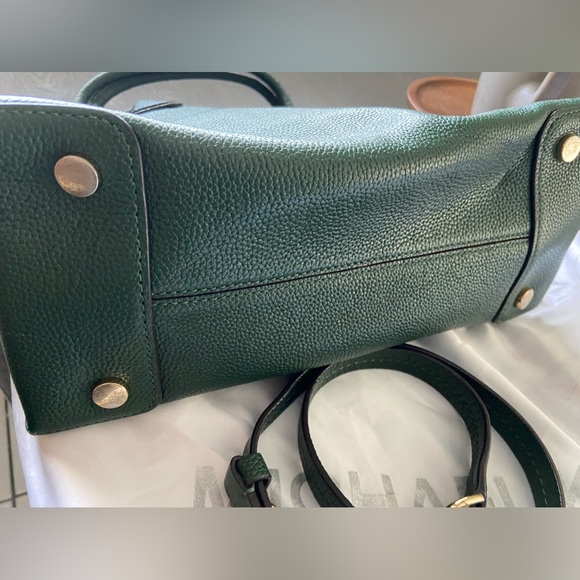 Michael Kors Forest Green Pebbled Leather Handbag - Picture 6 of 13